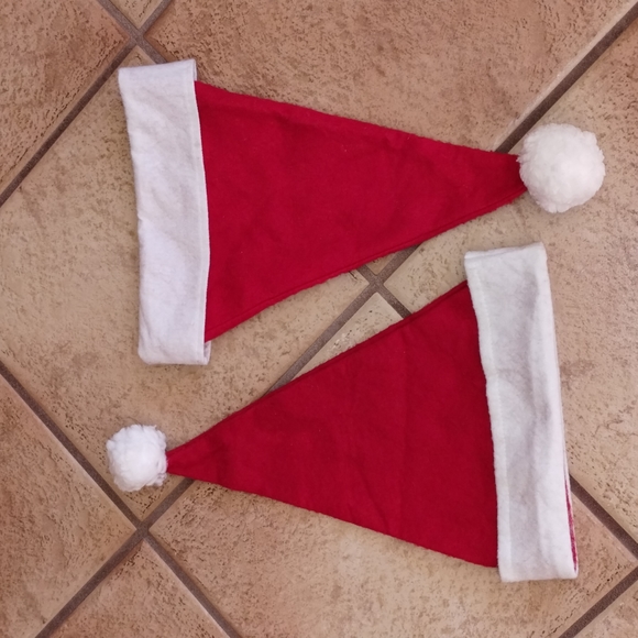 2 Felt Santa Hats - Picture 2 of 5